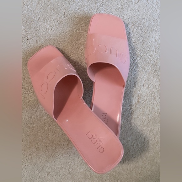 Pink Gucci slides - Picture 4 of 4